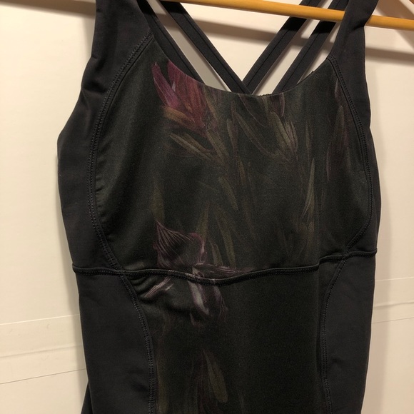 Lululemon Floral Energy Tank - Picture 6 of 10